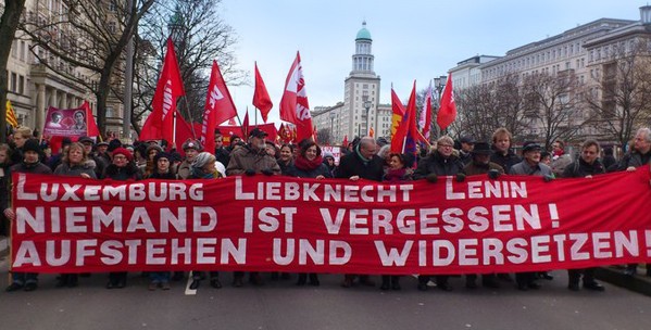 10 Ocak 2016 Berlin Lenin-Liebknecht-Luxemburg yürüyüşü